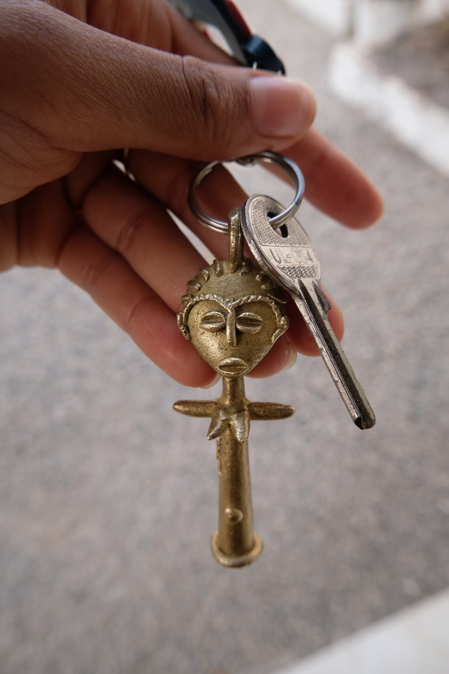 LARGE AKU'ABA BRASS FERTILITY DOLL PENDANT