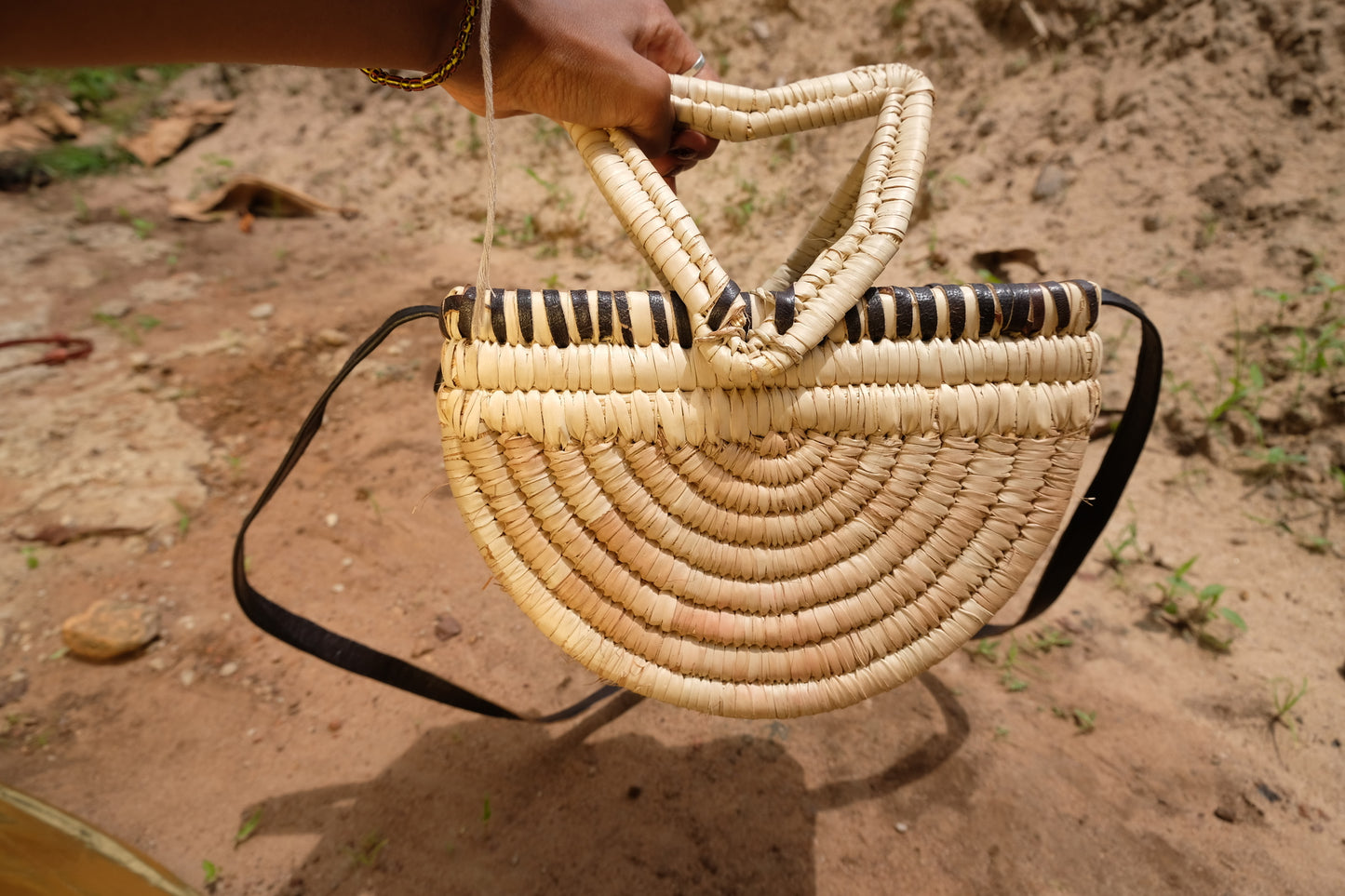 BASKET BAG | CRESCENT