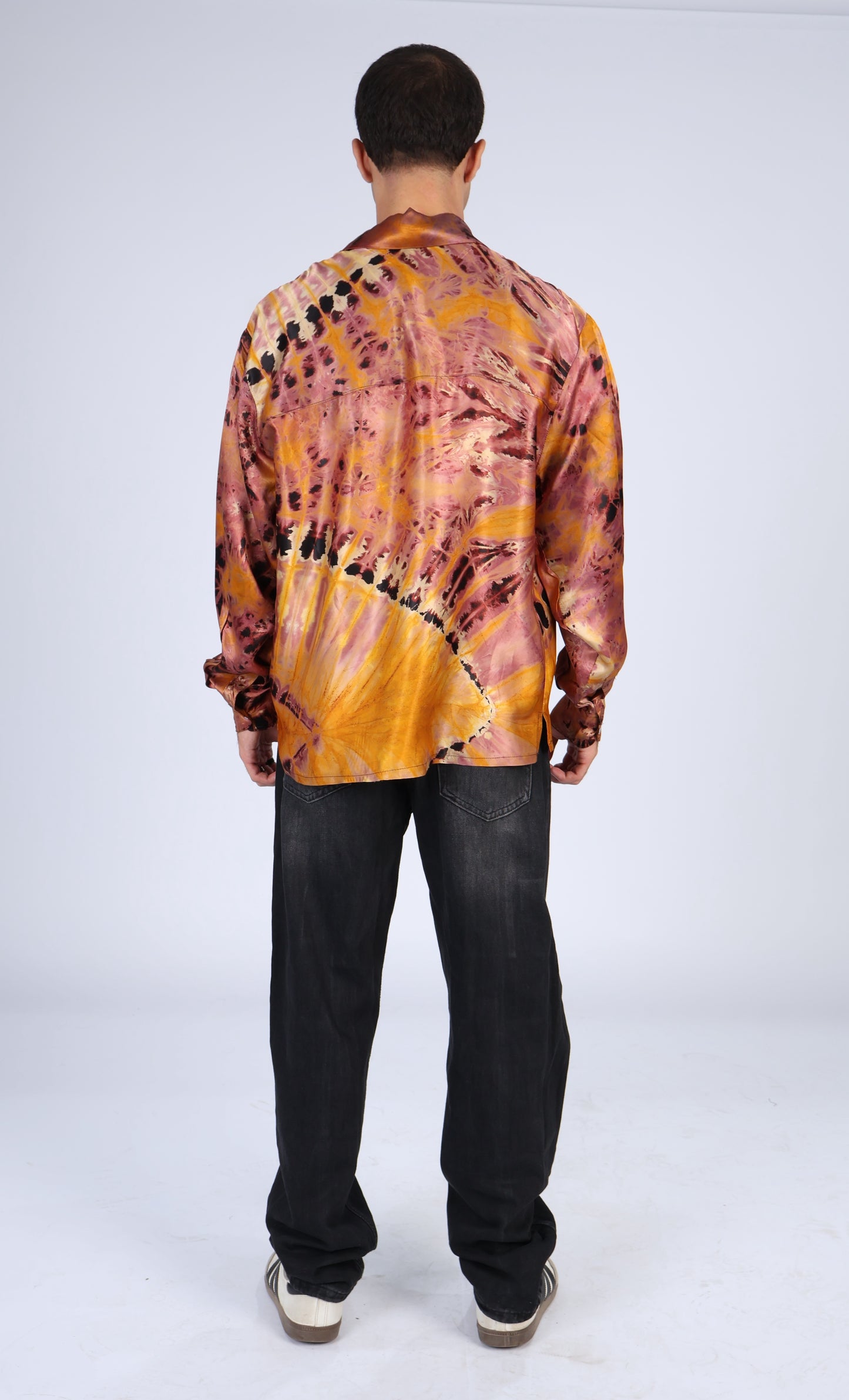 ADIRE SHIRT I OIL SPILL