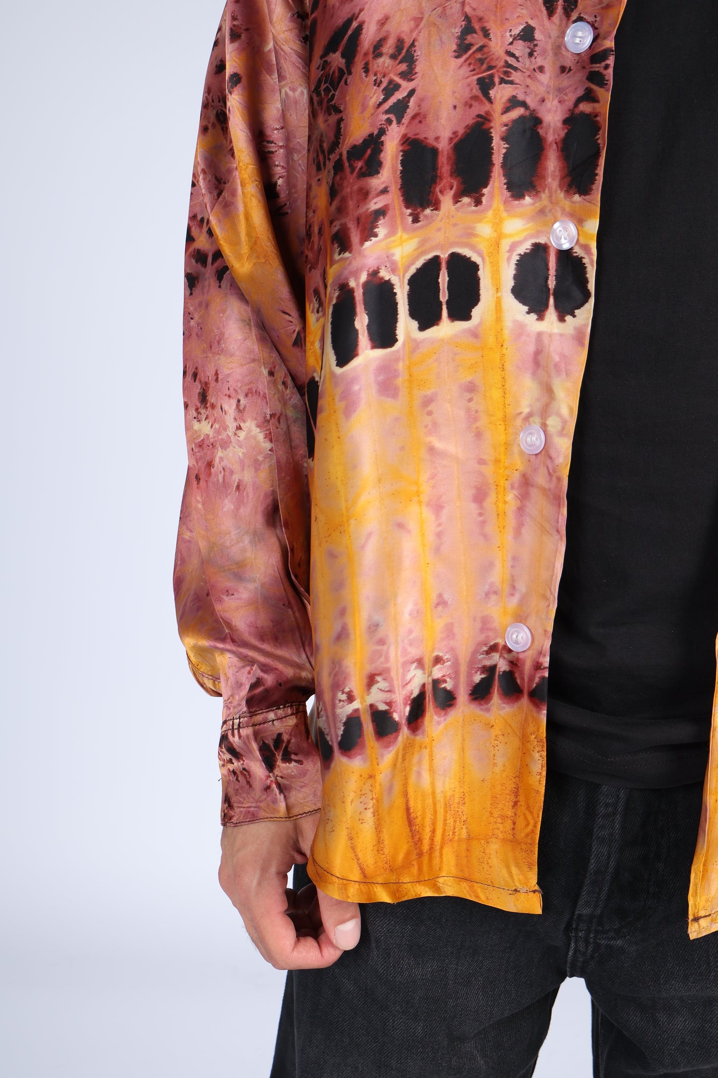 ADIRE SHIRT I OIL SPILL