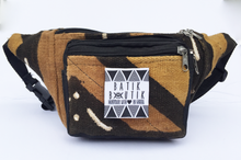 Load image into Gallery viewer, Brown Limited Edition Malian Mudcloth Fannypack/ Bumbag
